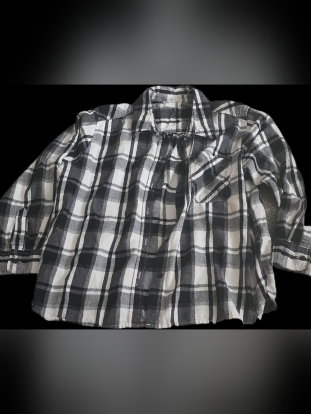 Time and Tru Black and White Plaid Button-Down Shirt